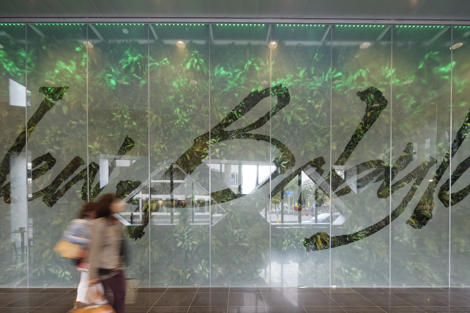 New Babylon Den Haag - Total Glas hardglazen deuren en puien - Metaglas