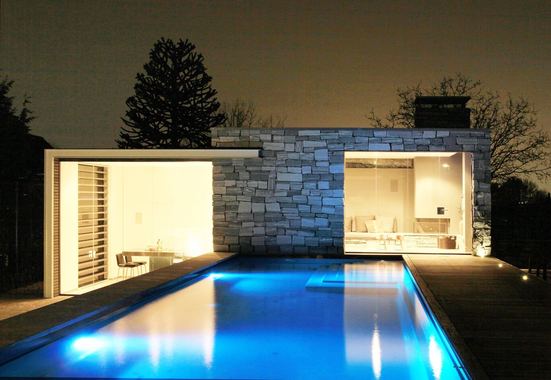 Poolhouse