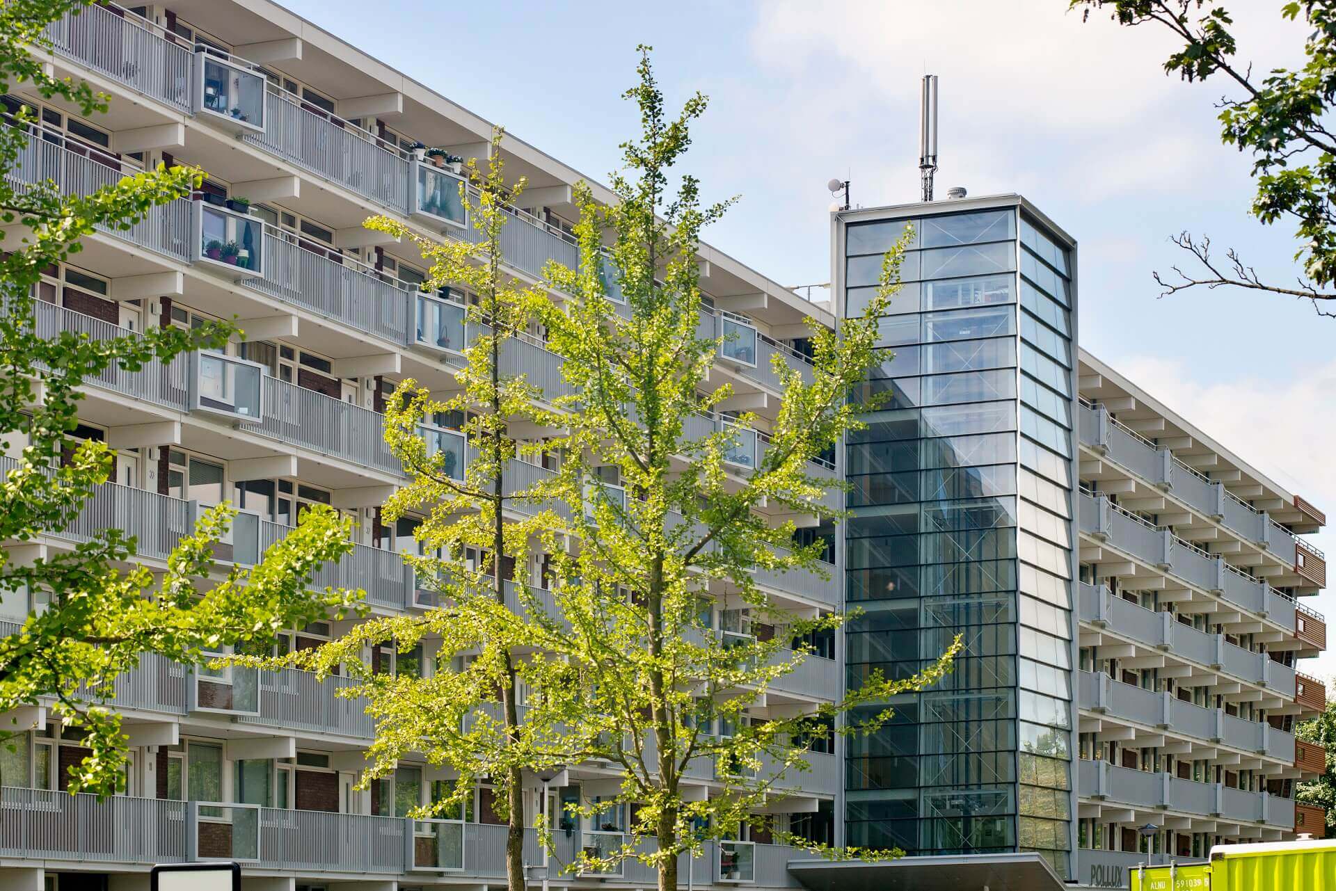 Castor Pollux Leerdam - Total Glas verticale gevellamellen - Metaglas