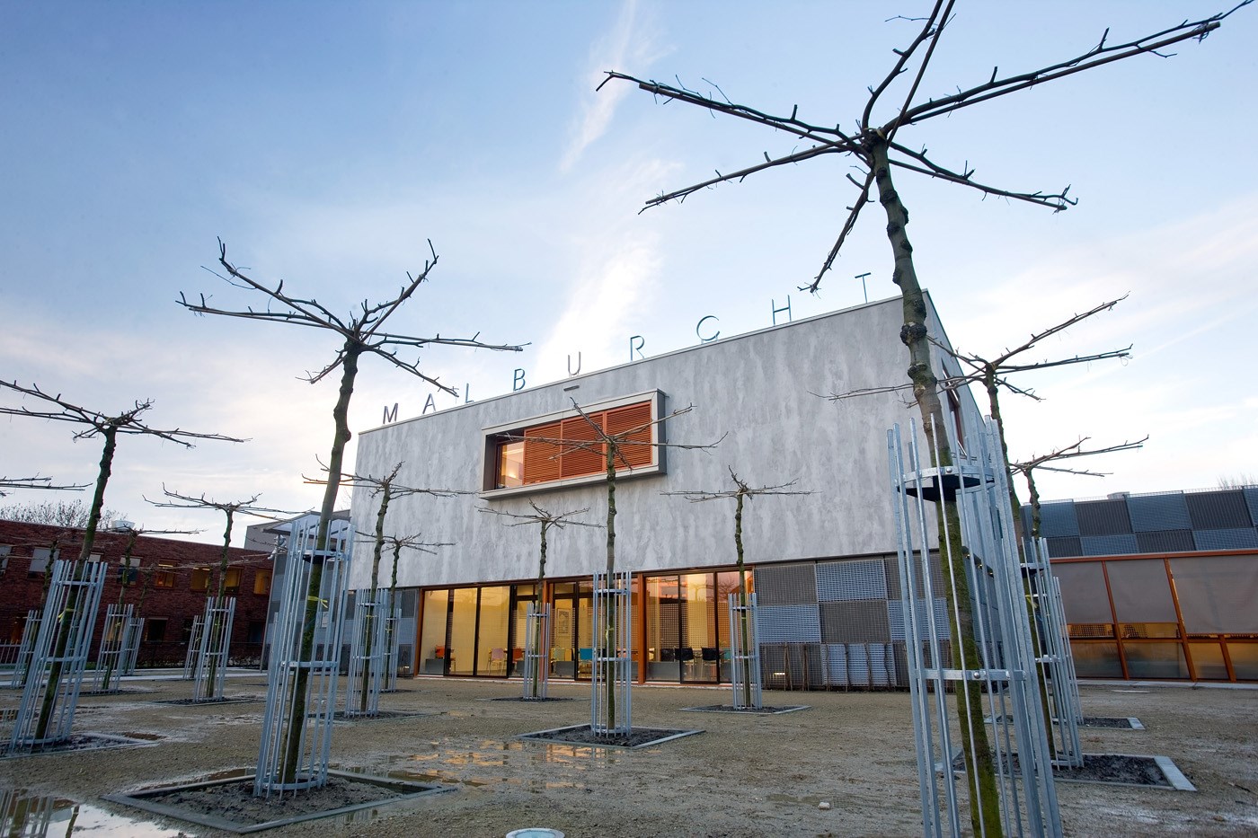 MOZC Arnhem - Methermoa Aluminium Schuifpuien - Metaglas