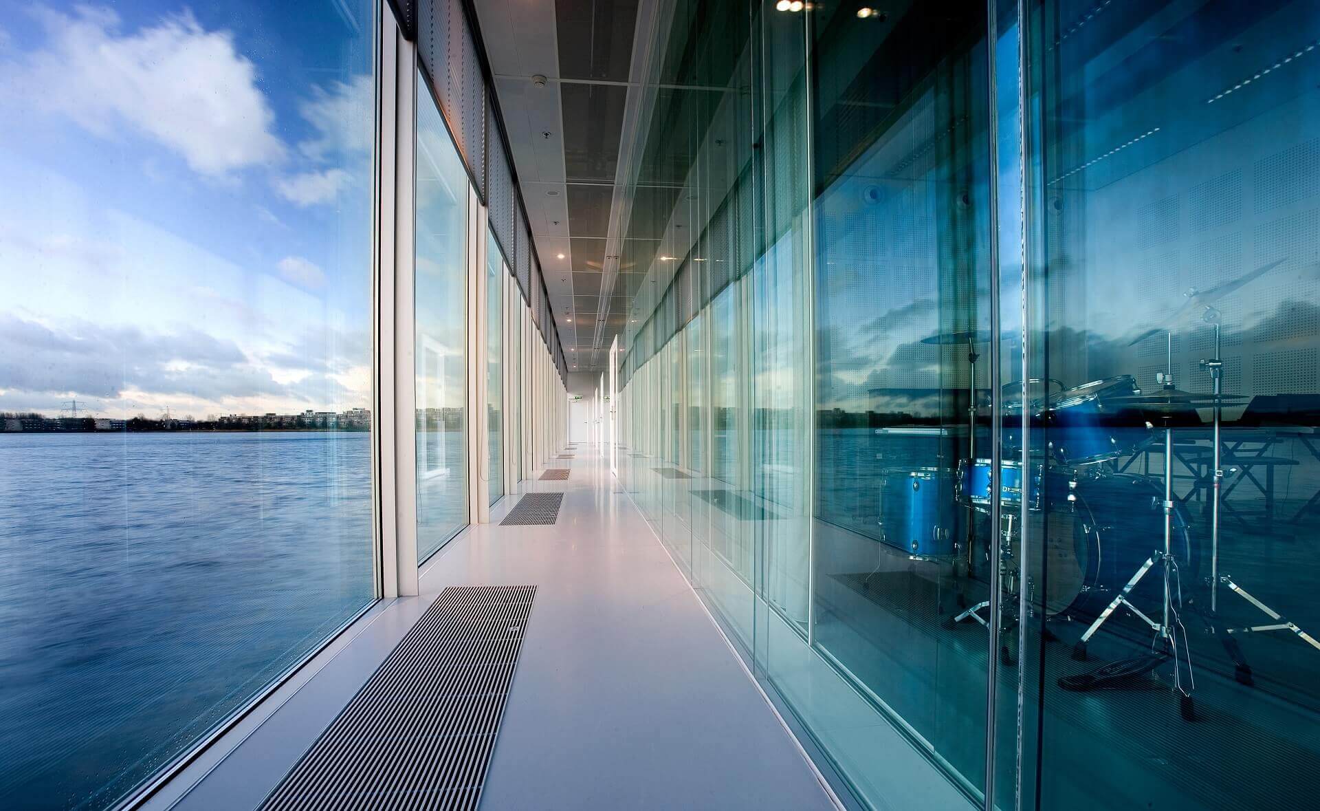 Metaglas Almere Hardglazen Wanden