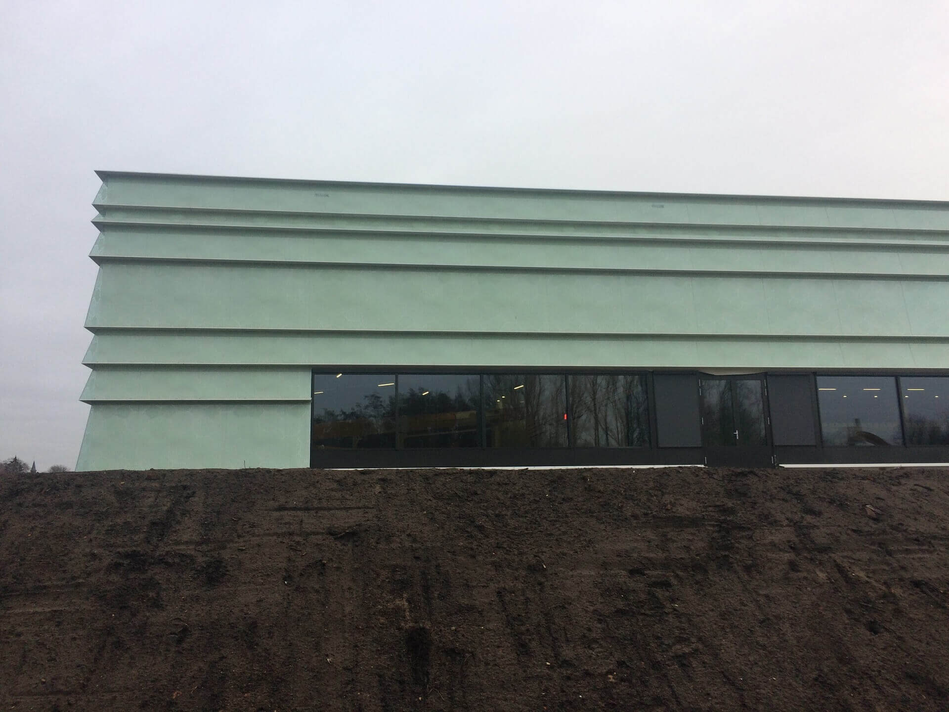 Gevelaanzicht-Zwembadcomplex-België-Nieuwbouw