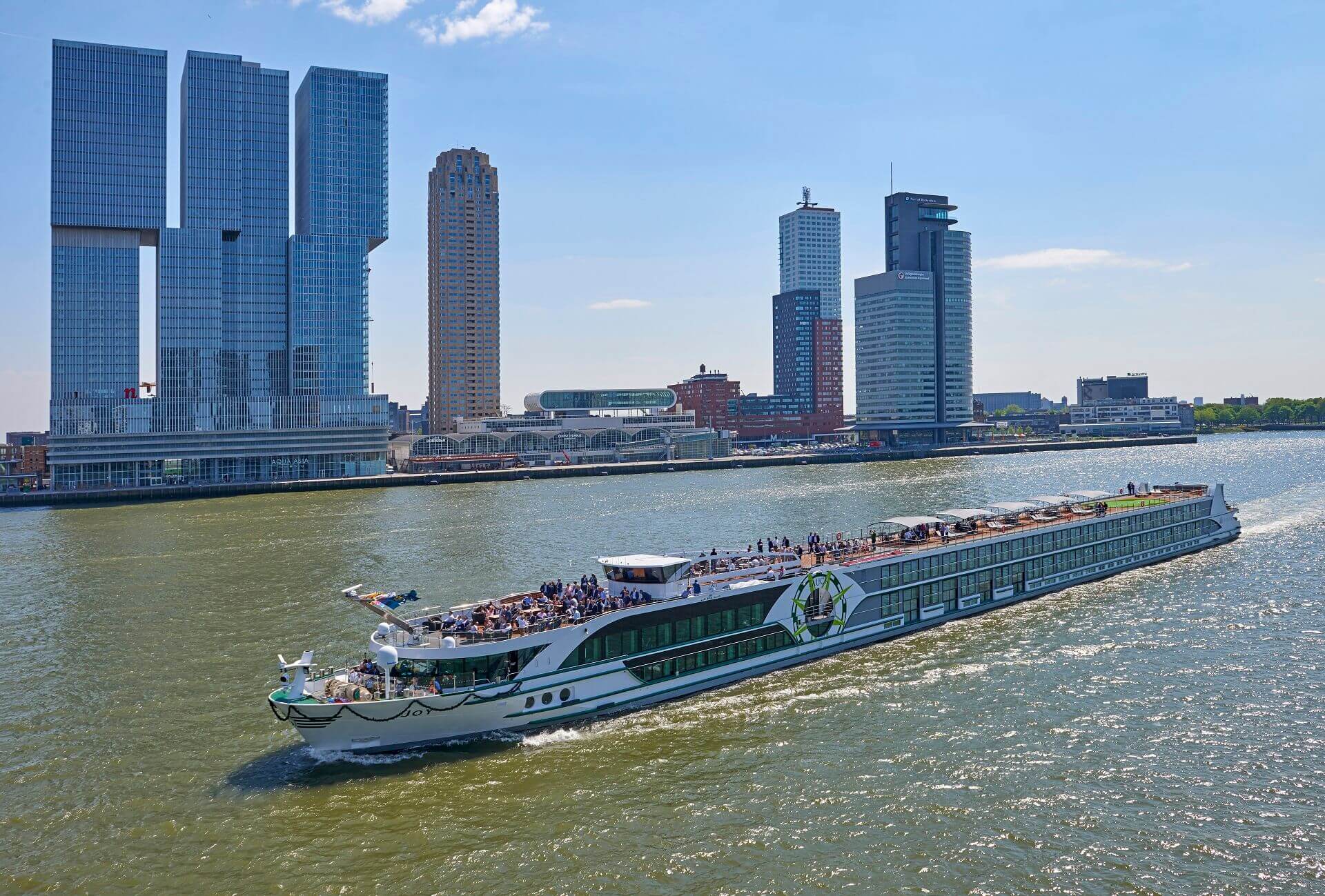 Shipping-Innovative window system-Metaglas-The Netherlands